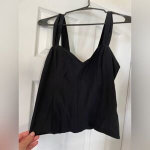 Abercrombie top. Crop top / tank top style black.
